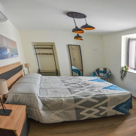 Apartamentos Turisticos Hornillo Caceres Exterior photo